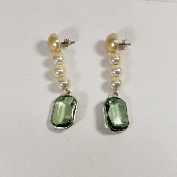 Off-White Bead Rectangular Shape Green Stone Post Drop Dangle Earrings - Women - Picture 4 of 6